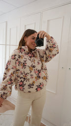 Pull moumoute fleurie Gina