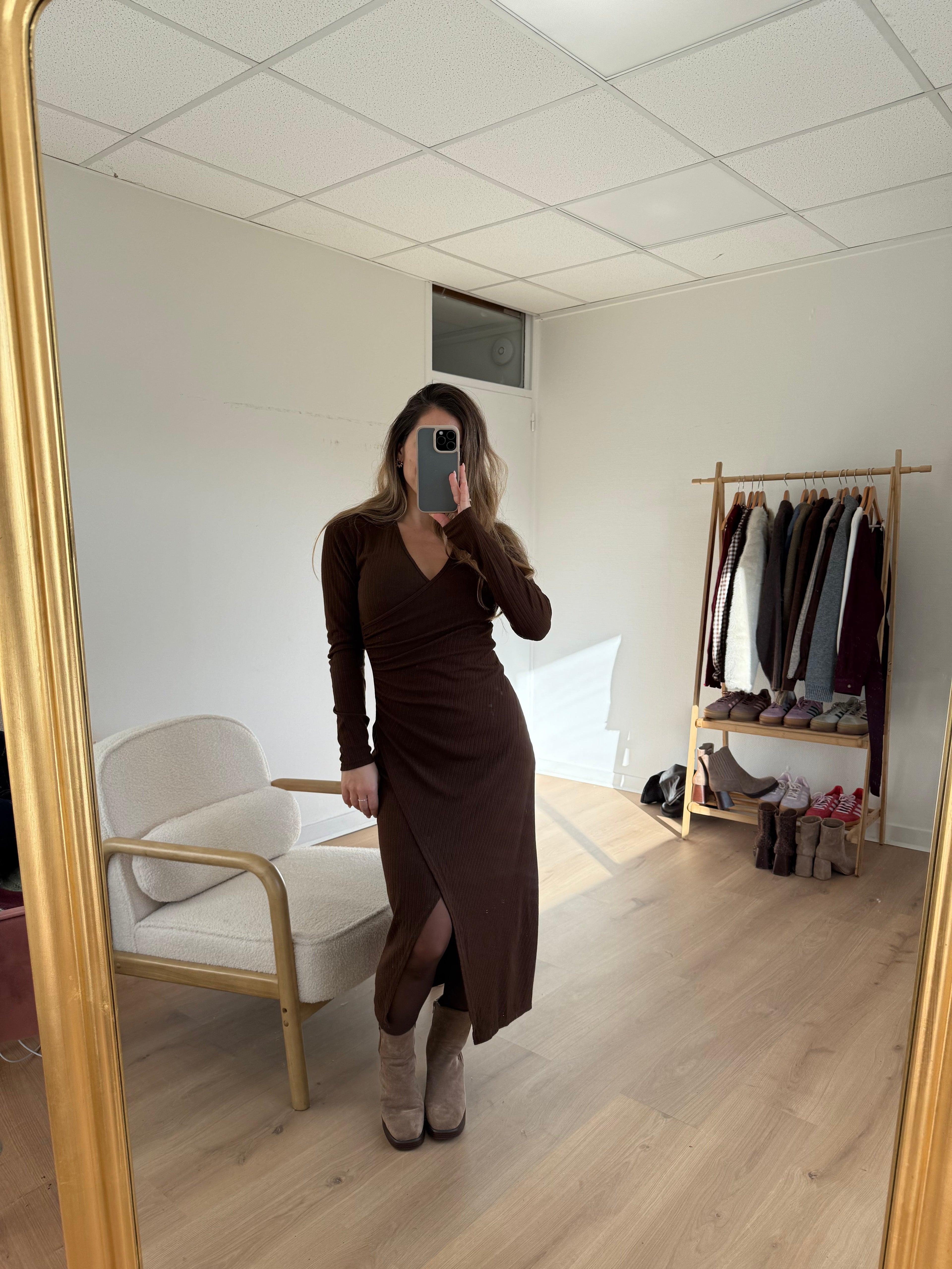 Vestido romano de chocolate