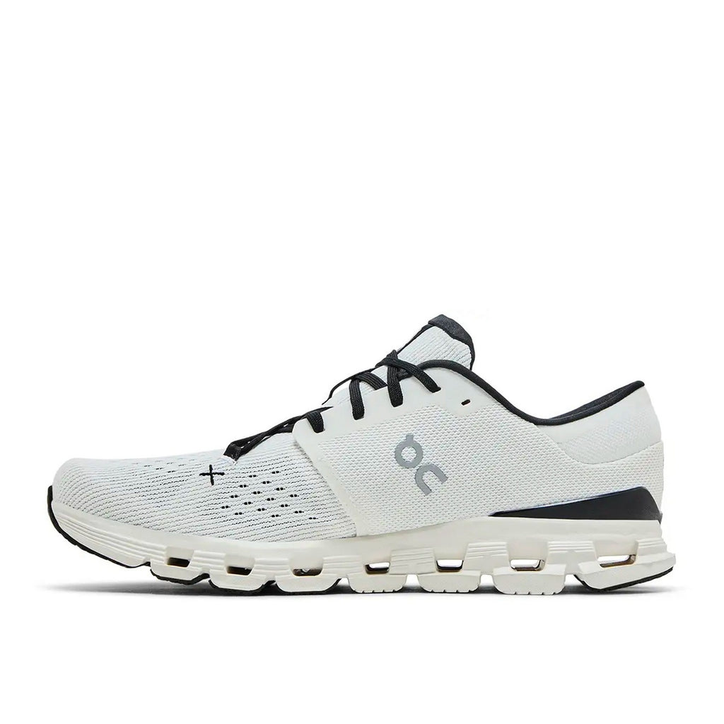 On Running Cloud X 4 Ivory Black - White