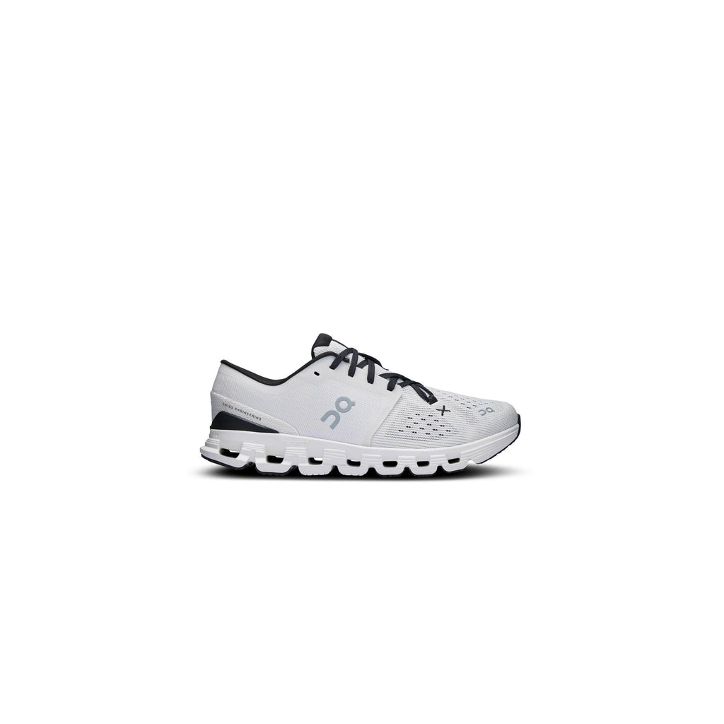 On Running Cloud X 4 Marfil Negro (Mujer) - Blanco