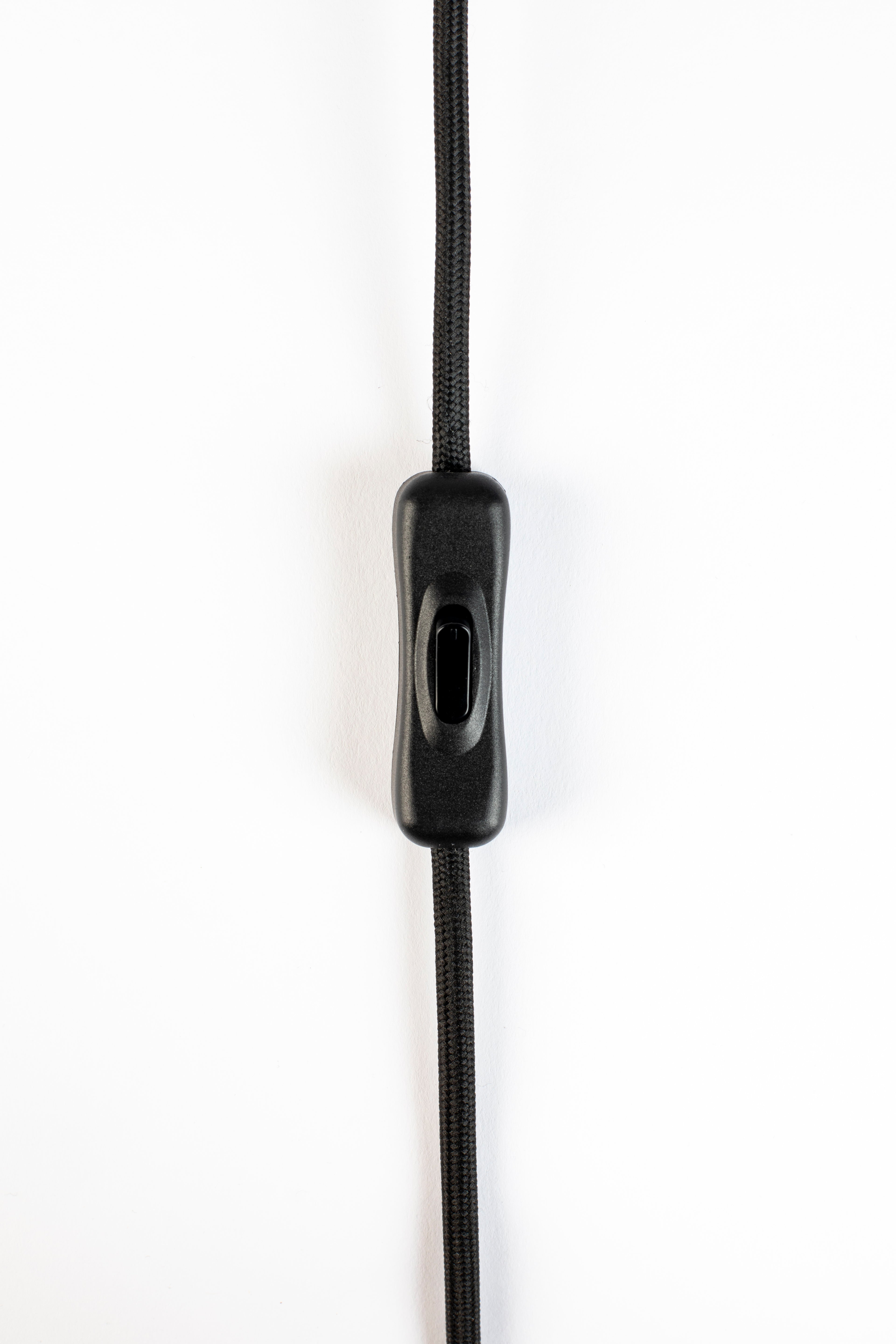 Jona - Desk Lamp - Steel - Black