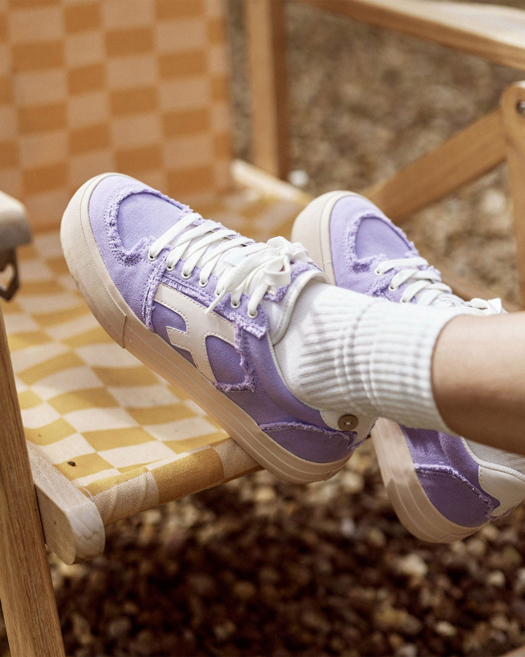 Sneakers aus Canvas Hellviolett