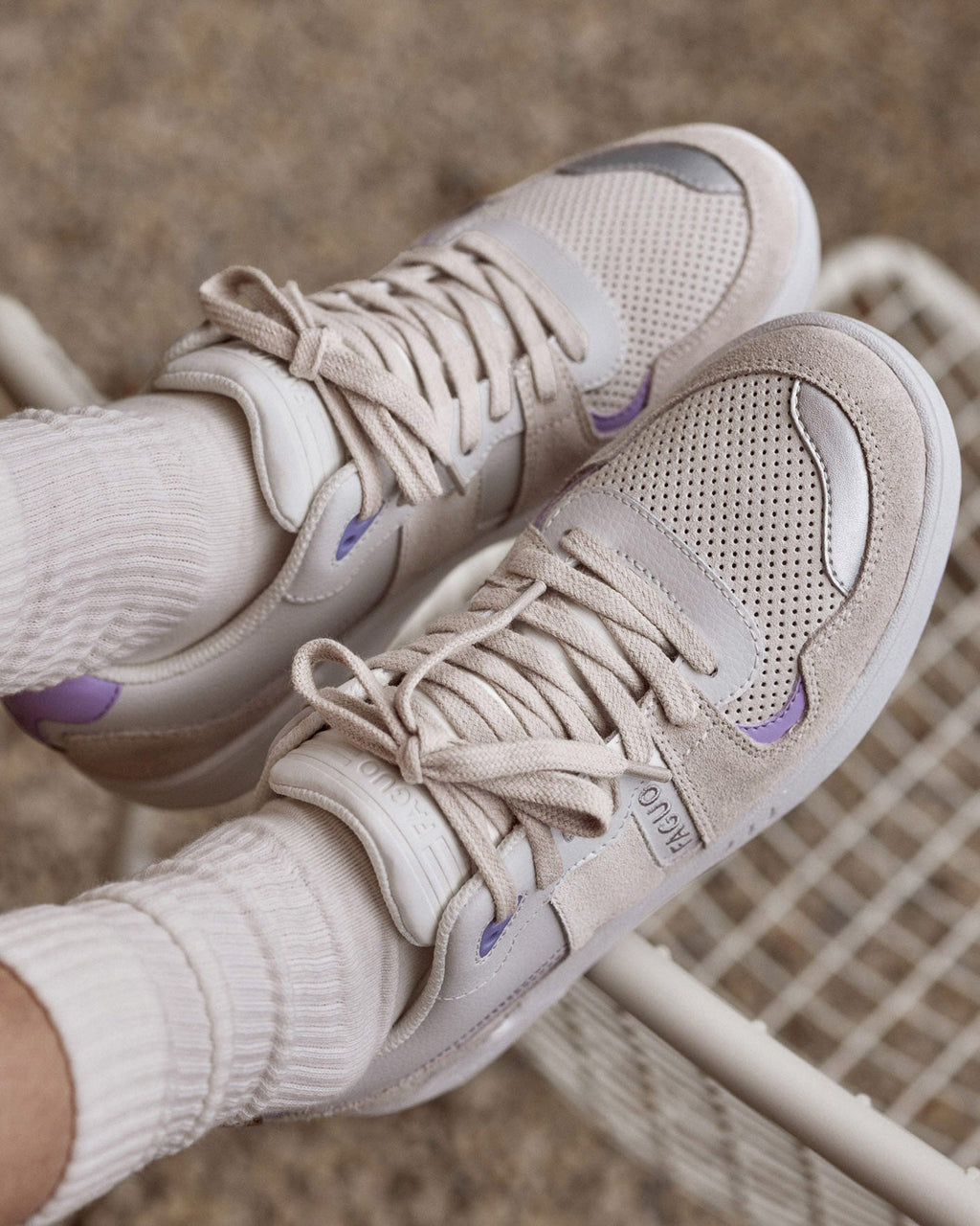 Baskets Blanches & Violet Clair Cuir