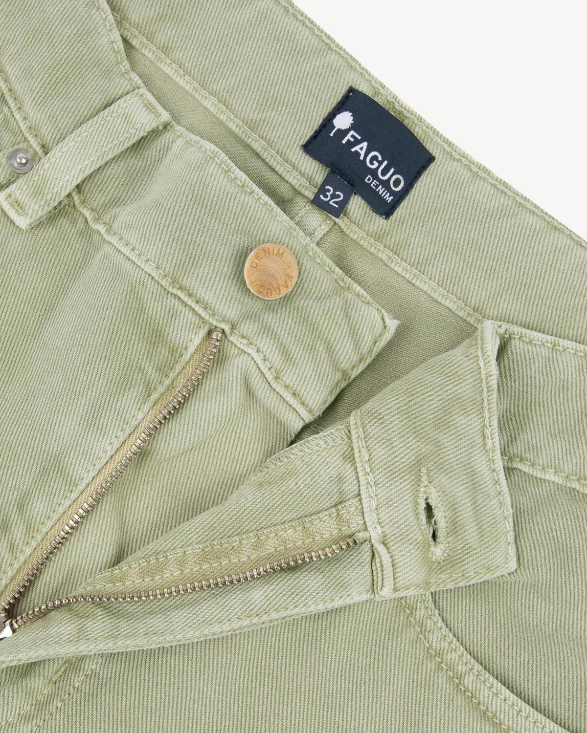 Jeans affusolati kaki chiaro