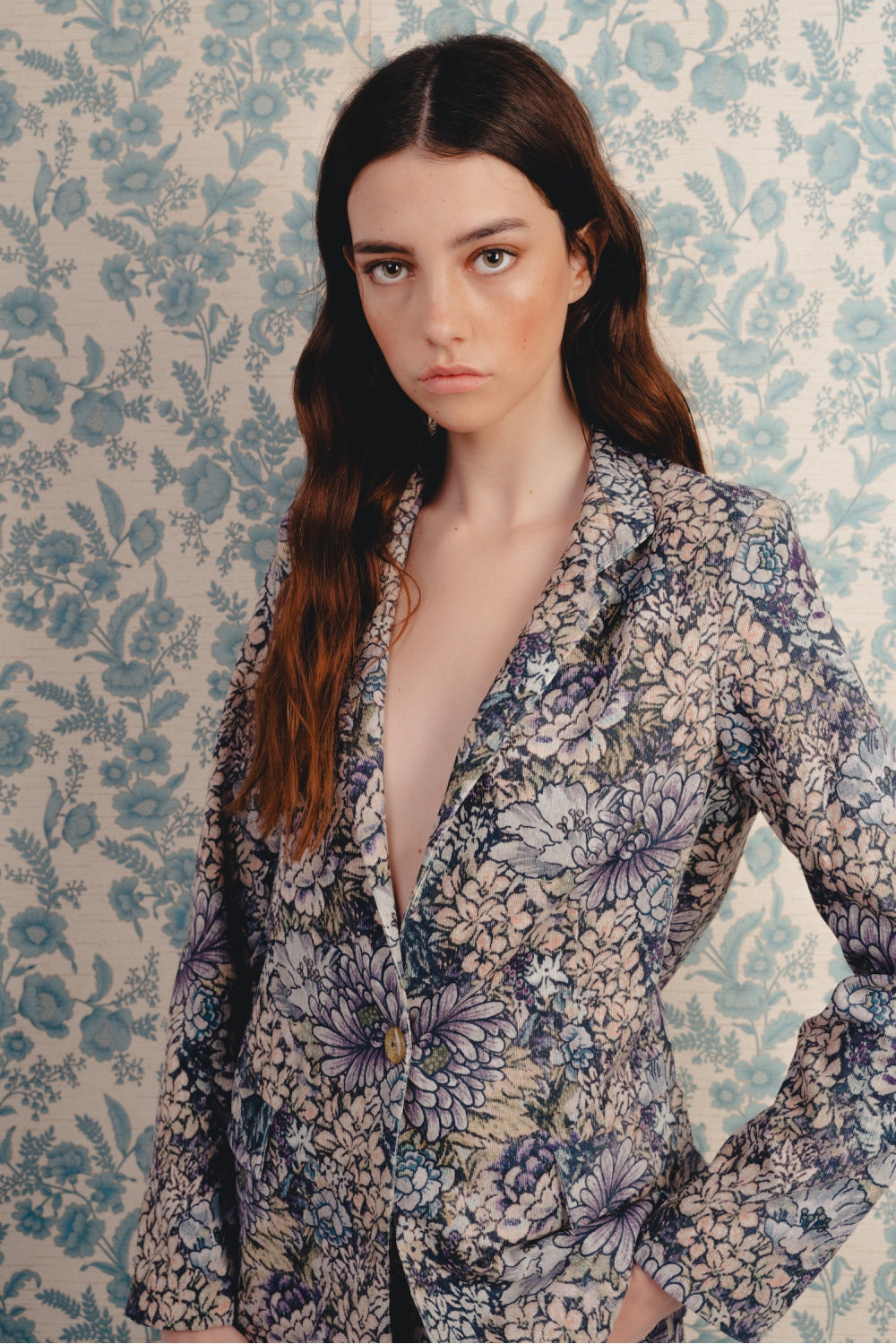 Blazer Kirstie Aus Samt Mit Blauem Blumenmuster - Blau