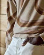 Rundhalsad sweatshirt i beige och camel