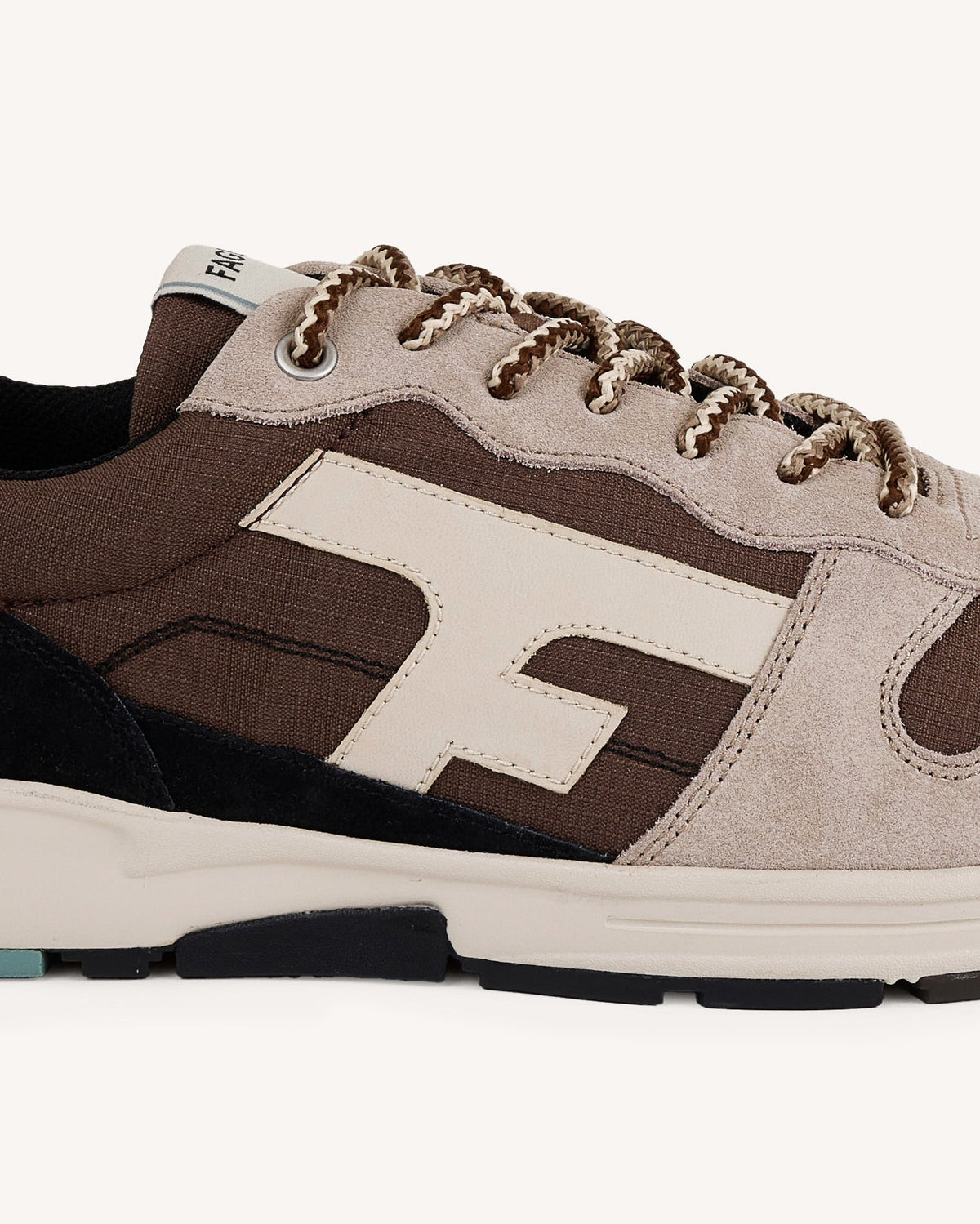 Sneakers Dunkelbraun