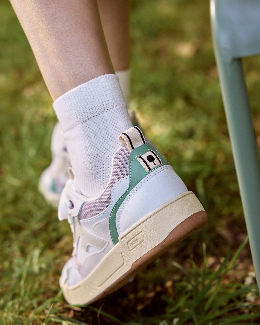 Baskets Blanc Et Violet Cuir
