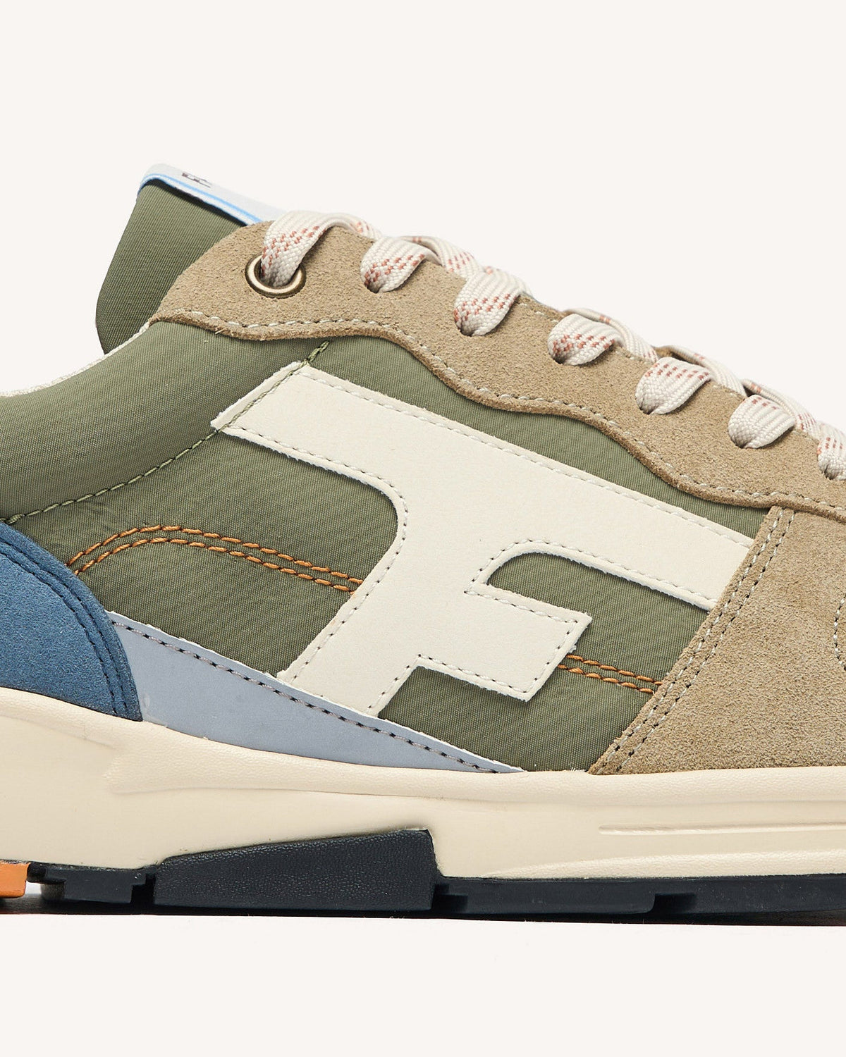 Baskets Kaki Et Bleu