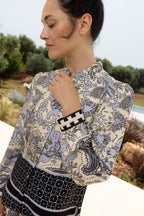 Camisa con estampado de cachemira de The Darline