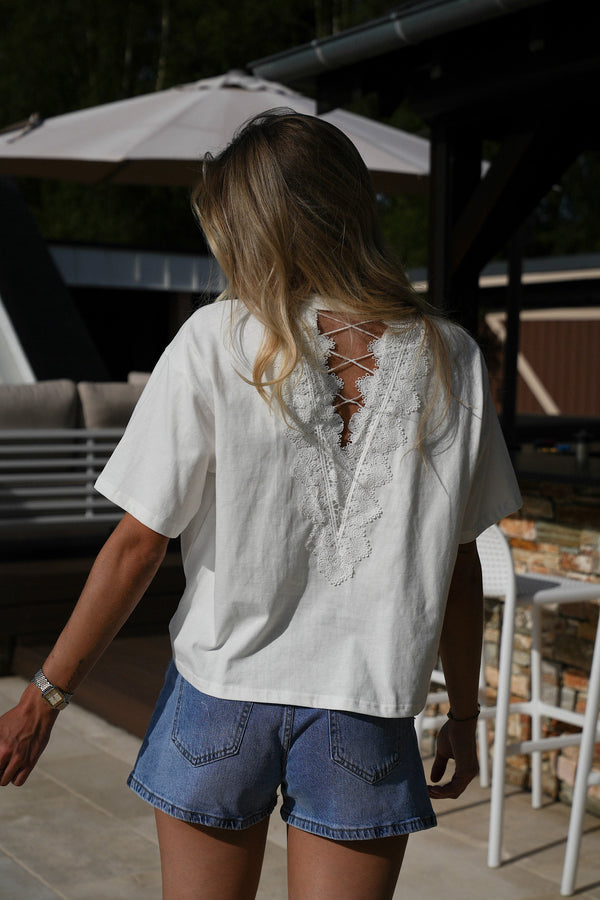 Camiseta Lika Bordada - Blanco