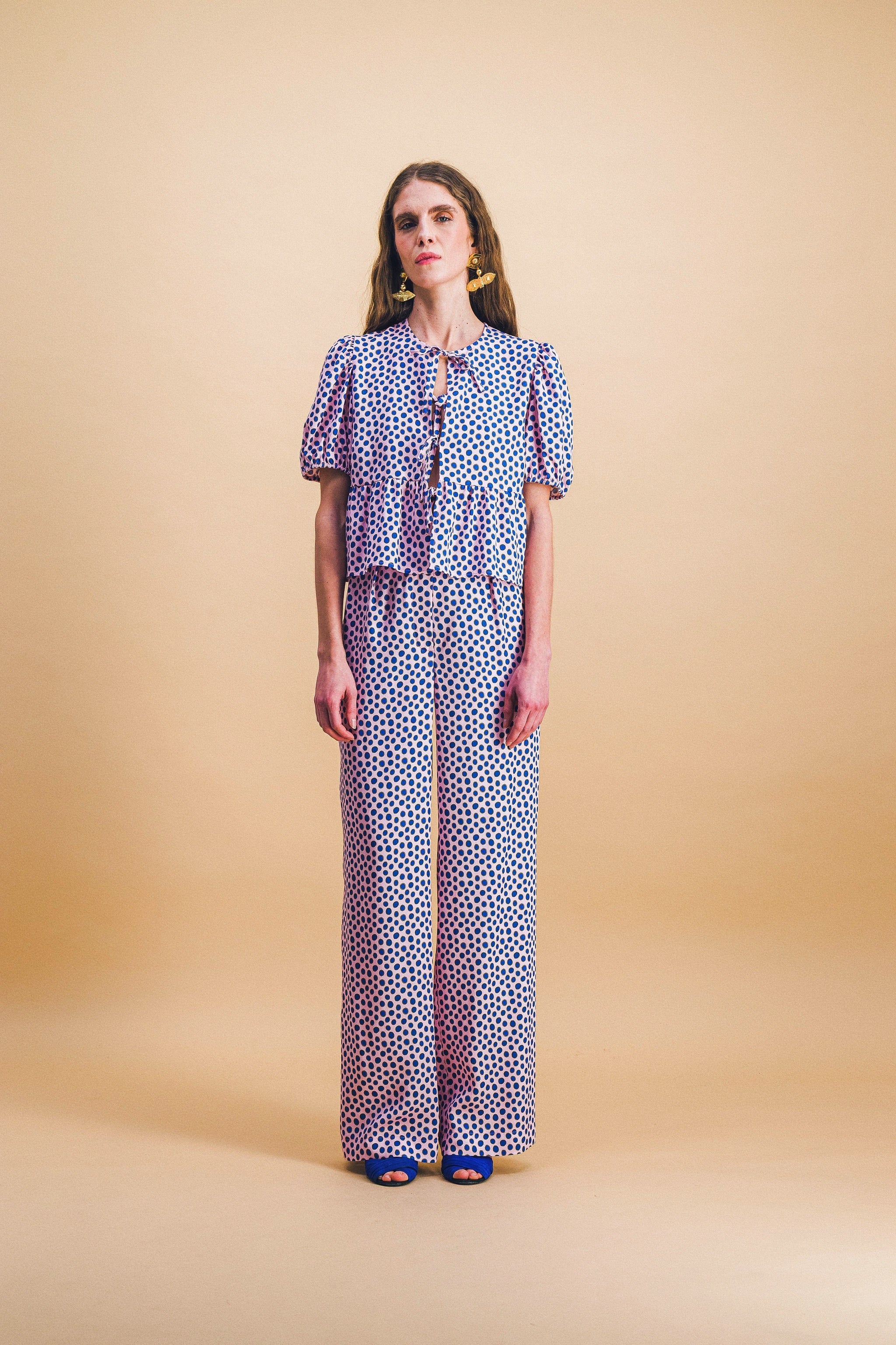 Pantalones con gotas de flores Tilda