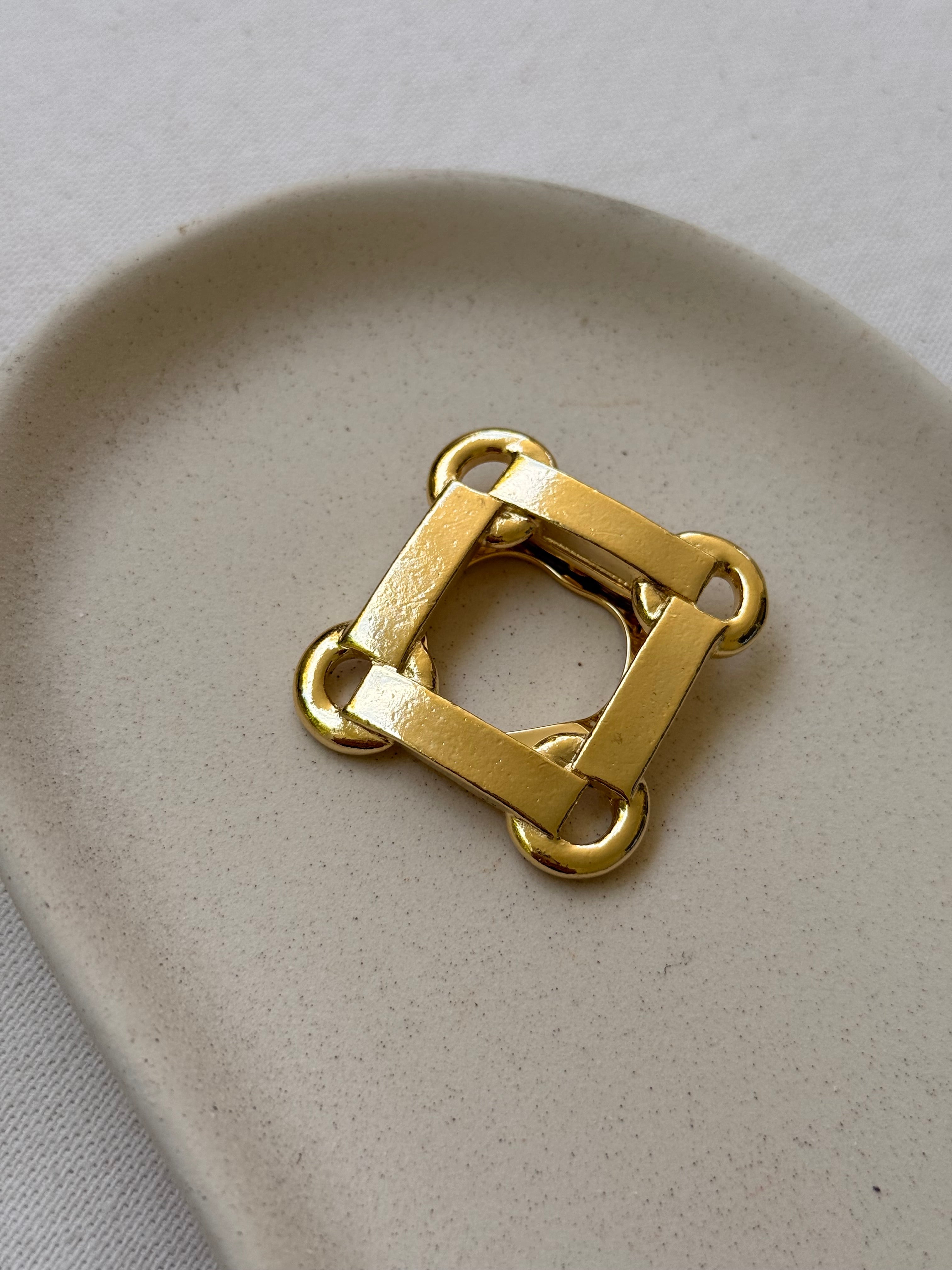 Vintage Scarf Ring - Openwork Square Design