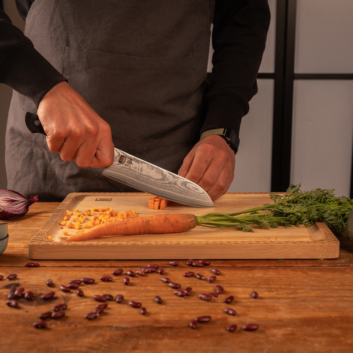 Colección Hashi Damas - Cuchillo Santoku - 18 cm