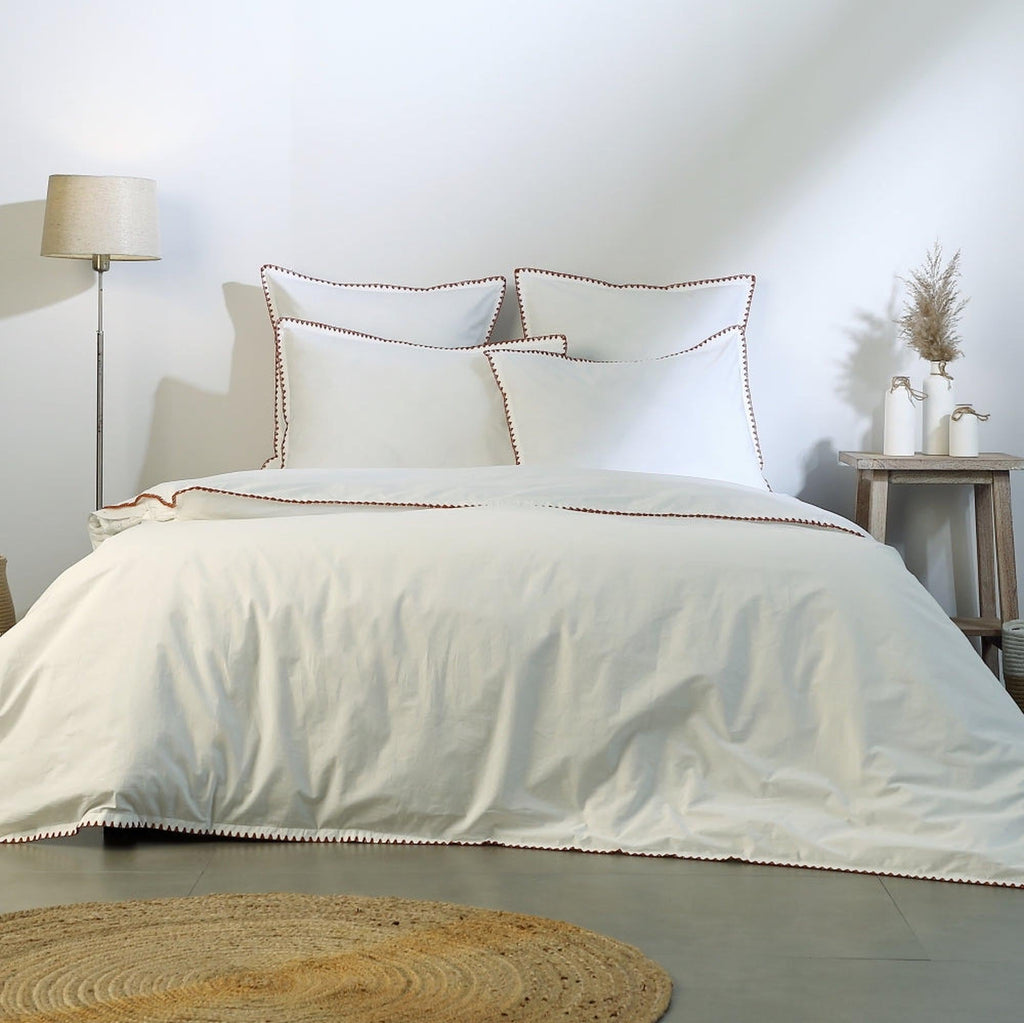 Zoé - Bed Linen Set + Pillowcases - Cotton Percale - White/Red