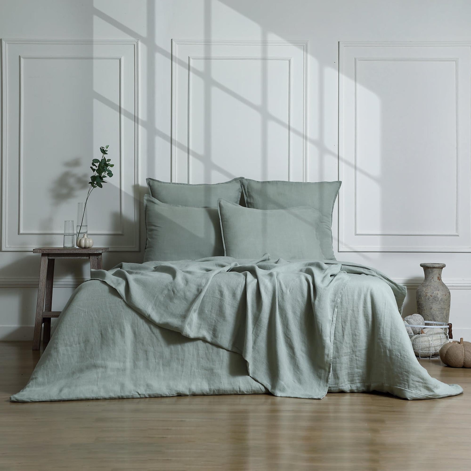Camille - Bedspread - Washed Linen - Celadon Green