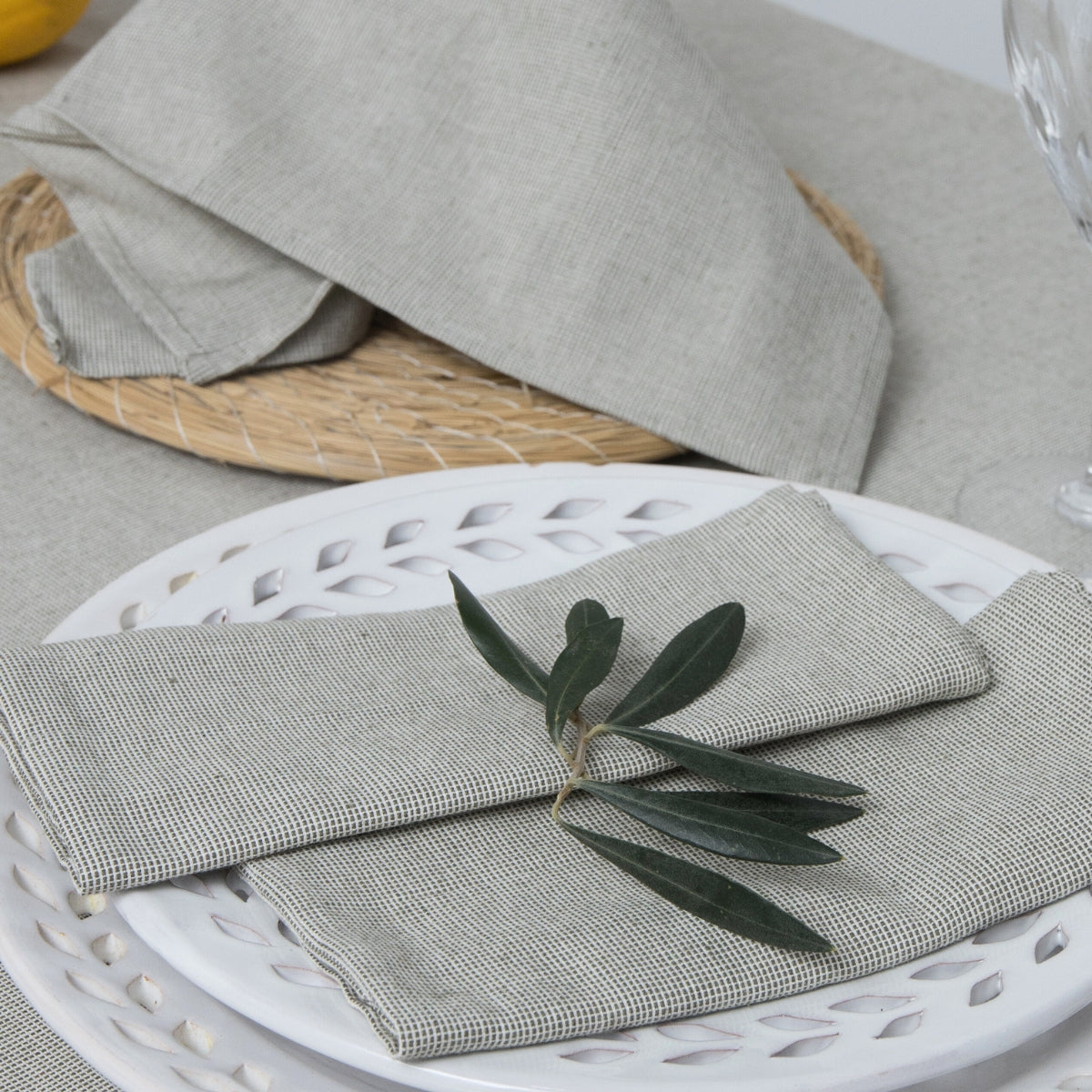 Colette - Nappe + 4 Serviettes - Vert Olive