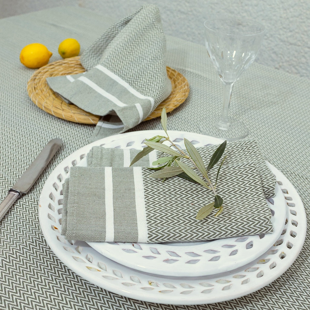 Sienna - Nappe + 4 Serviettes - Vert Olive