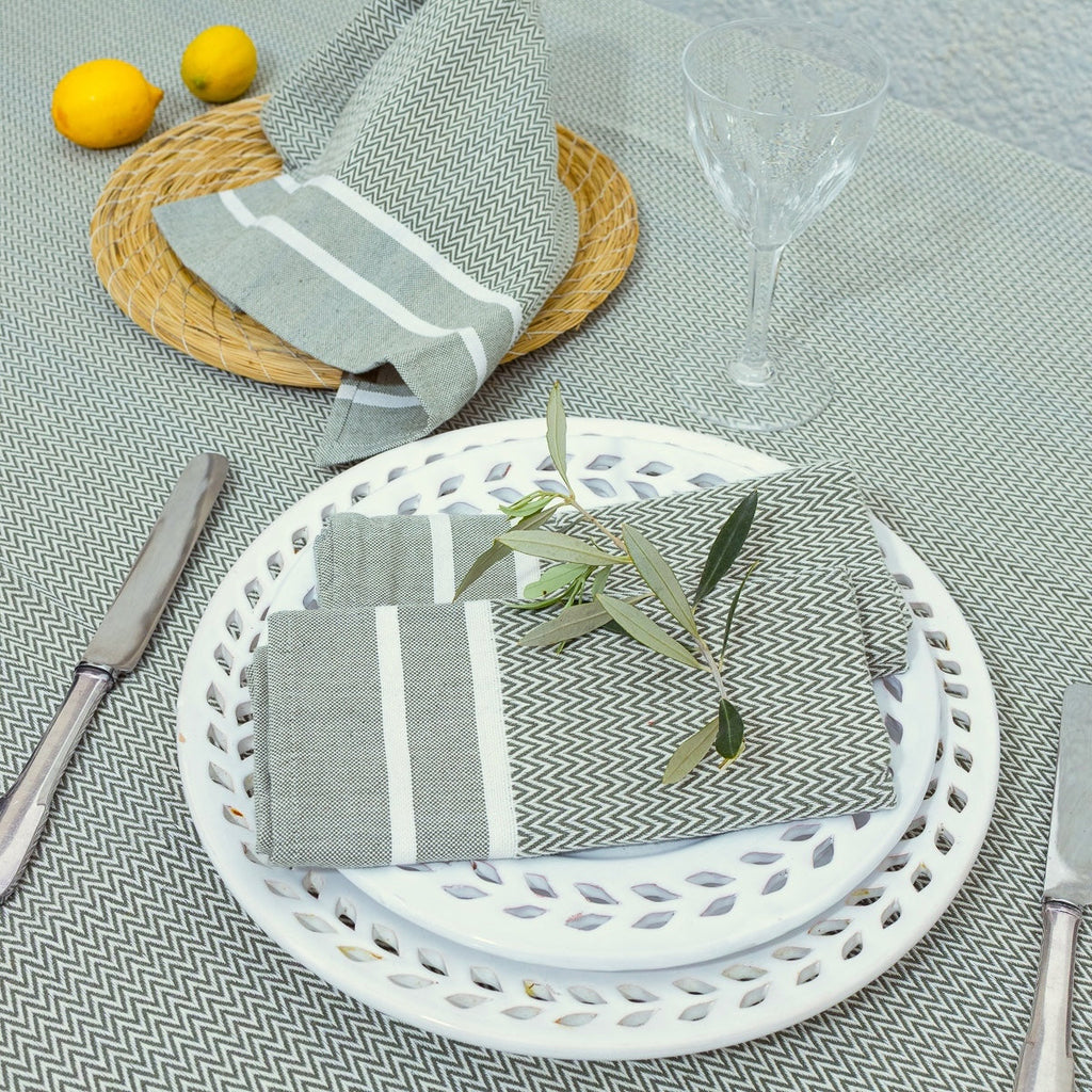 Sienna - Nappe + 4 Serviettes - Vert Olive