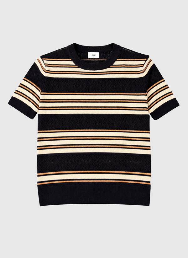 An'ge – Striktrøje Levelio Sort, sort t-shirt med beige og brune striber, set forfra