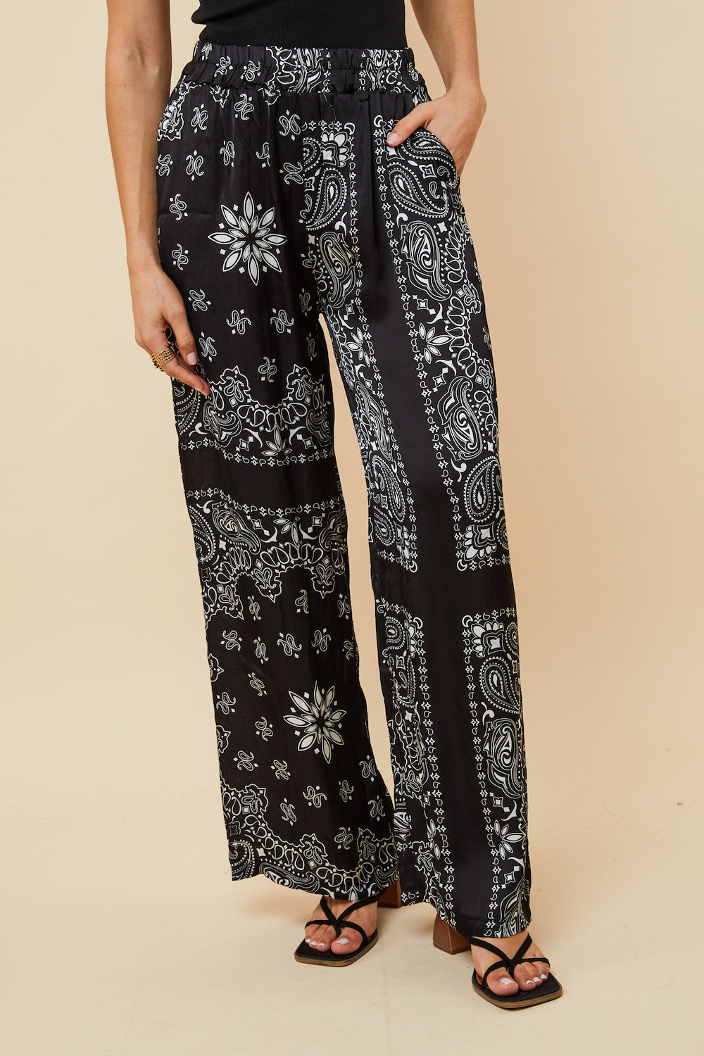 Pantalones - Negro