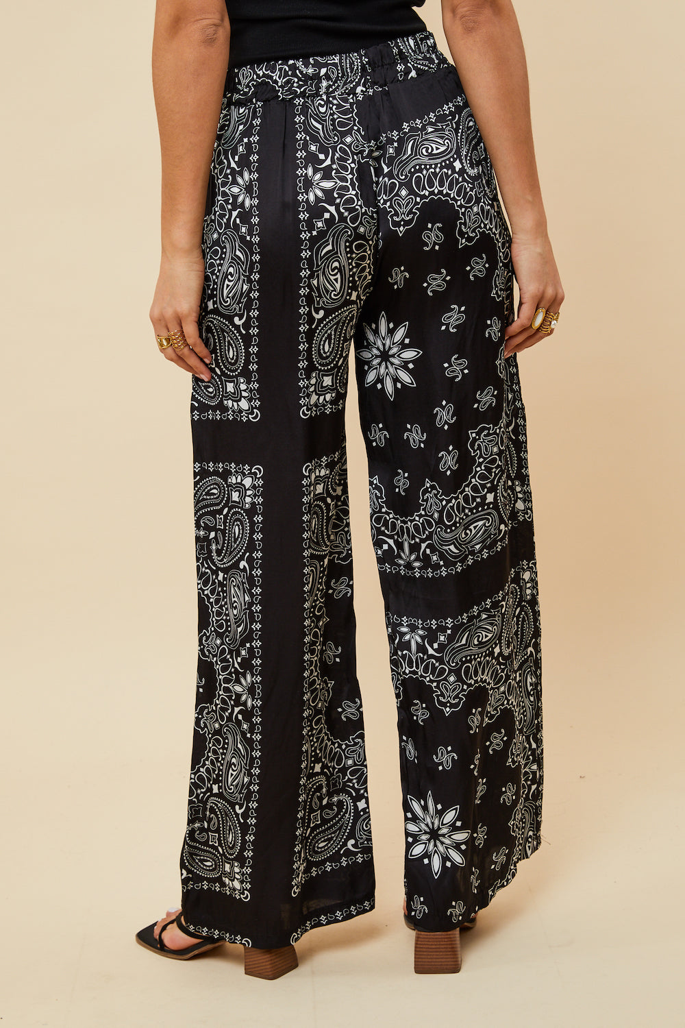 Pantalones - Negro