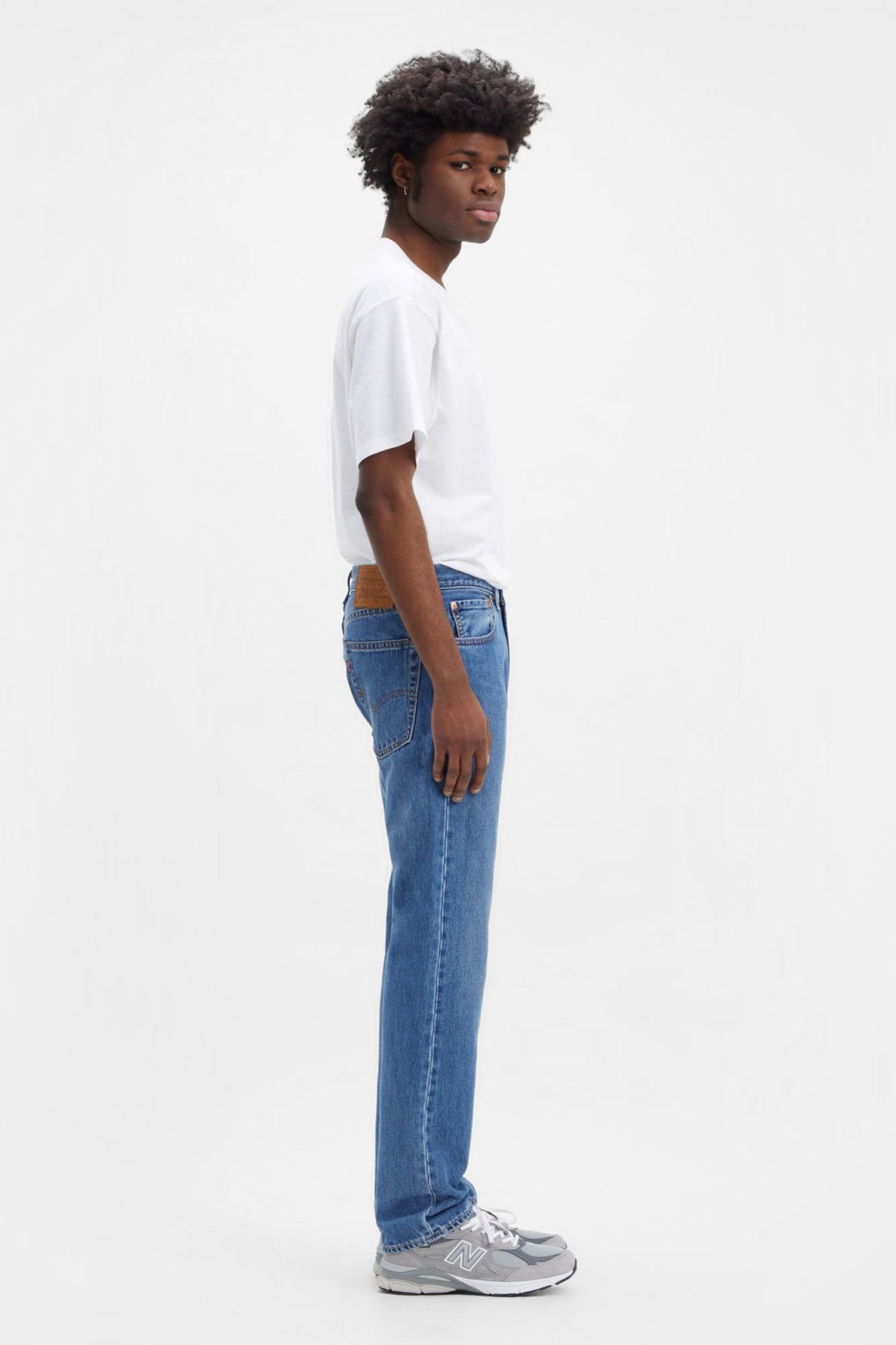 551Z Authentic Straight