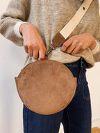 Sac Bandoulière En Daim Beige Macarena