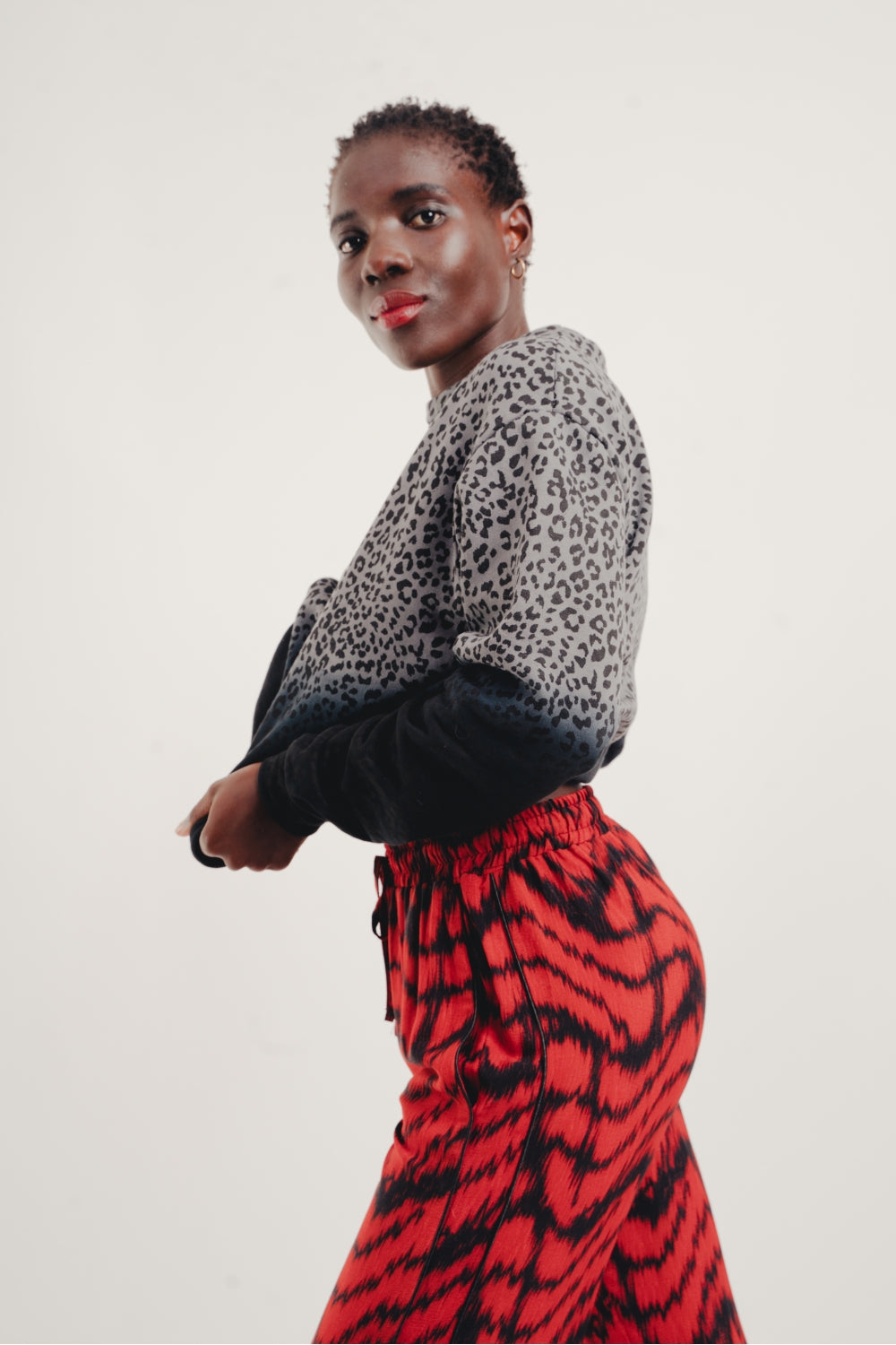 Los pantalones rojos de cebra Tracy