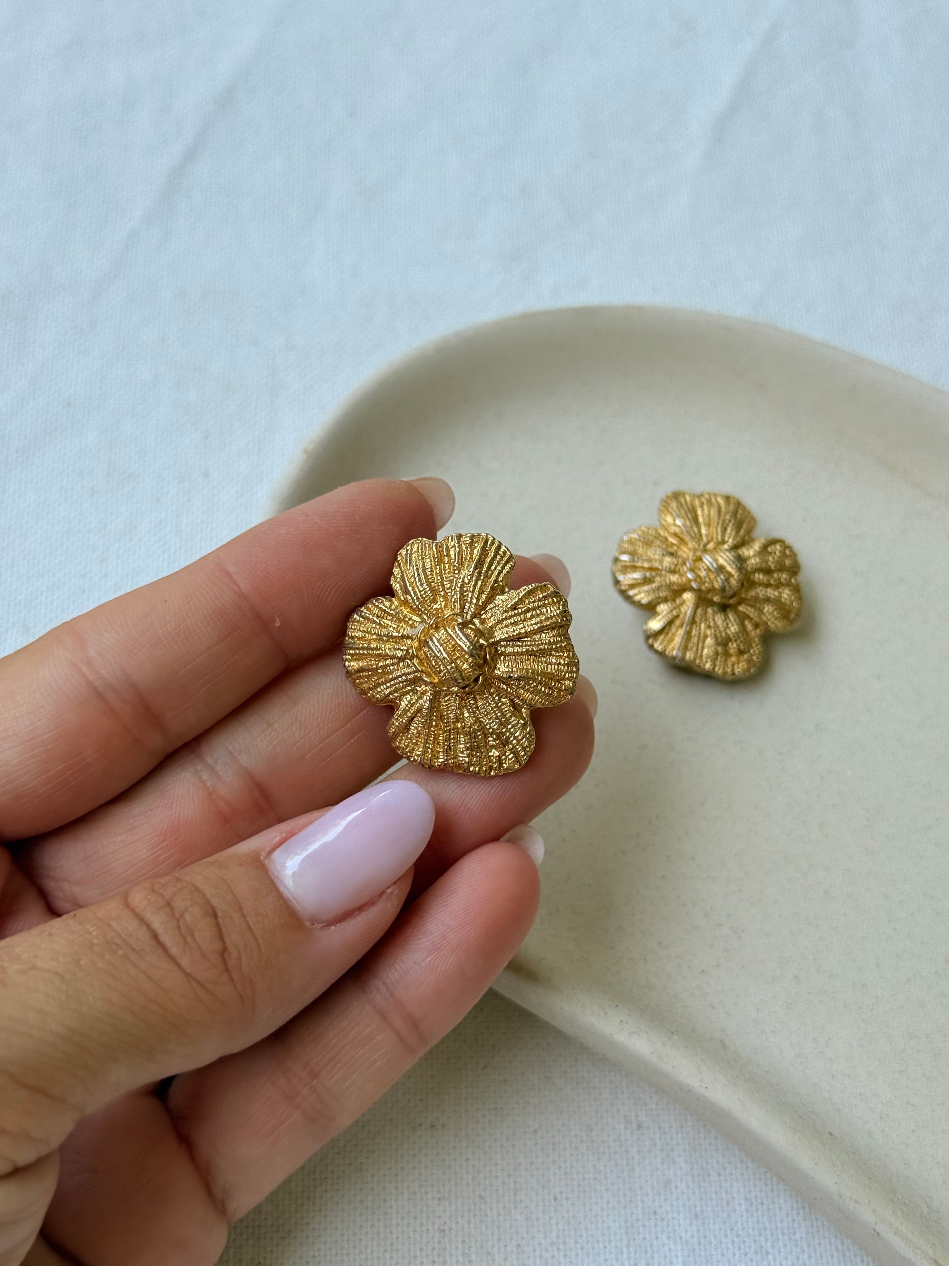 Vintage Gold-Tone Flower Earrings
