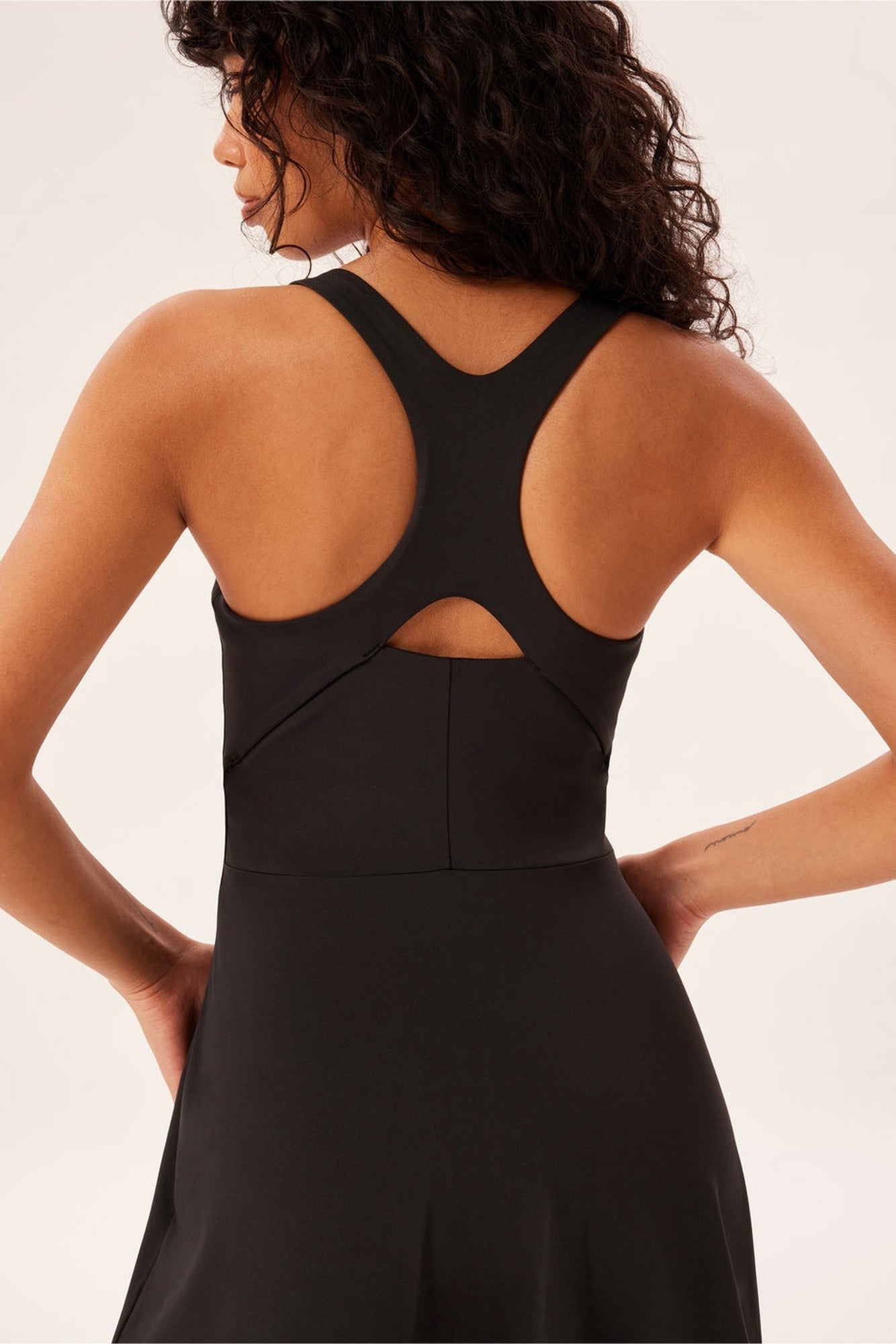 Robe Lola - Black