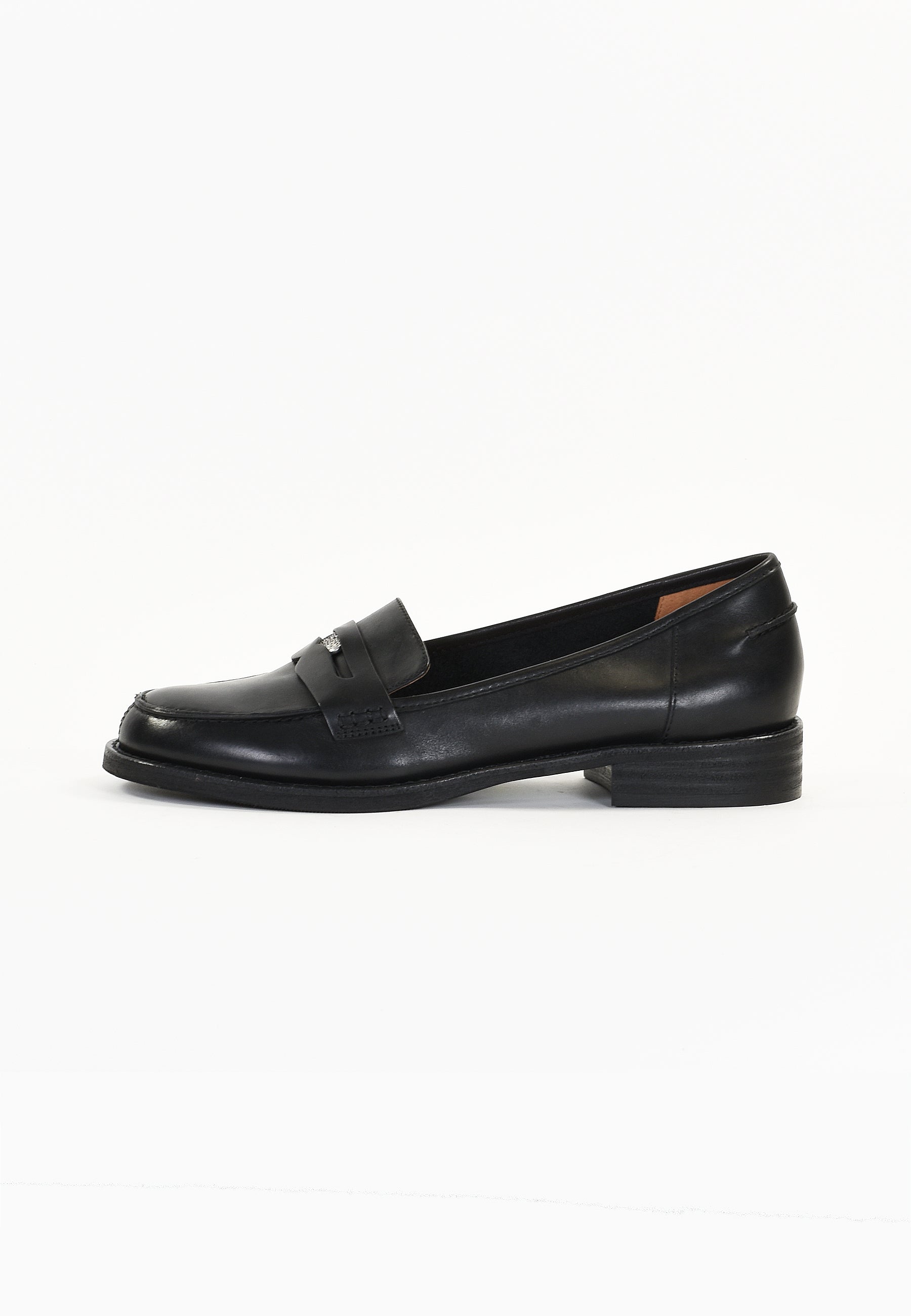Ovana Loafers - Black