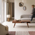 Niels - Tavolino Basso - Acacia - Marrone Scuro
