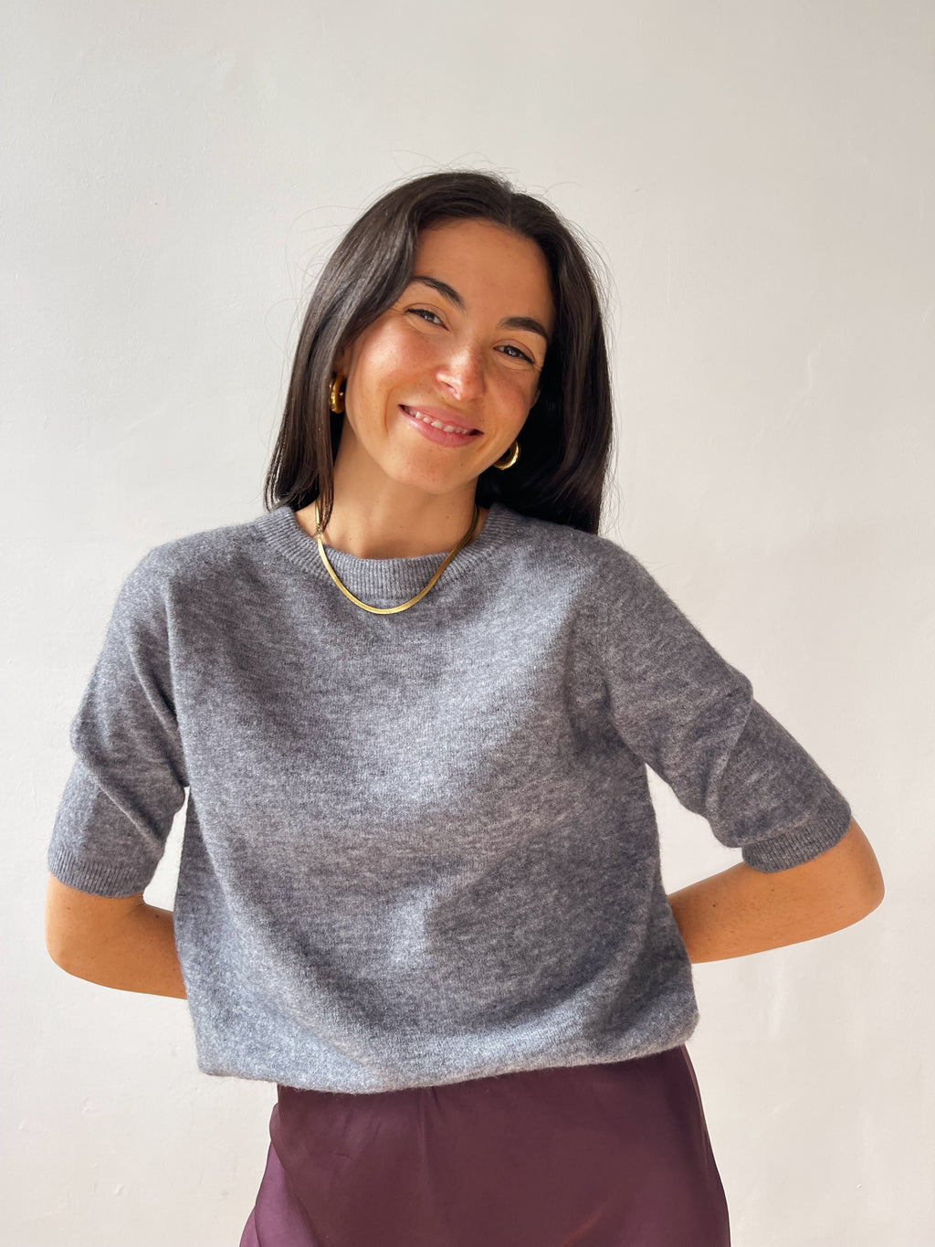 Camiseta de punto gris