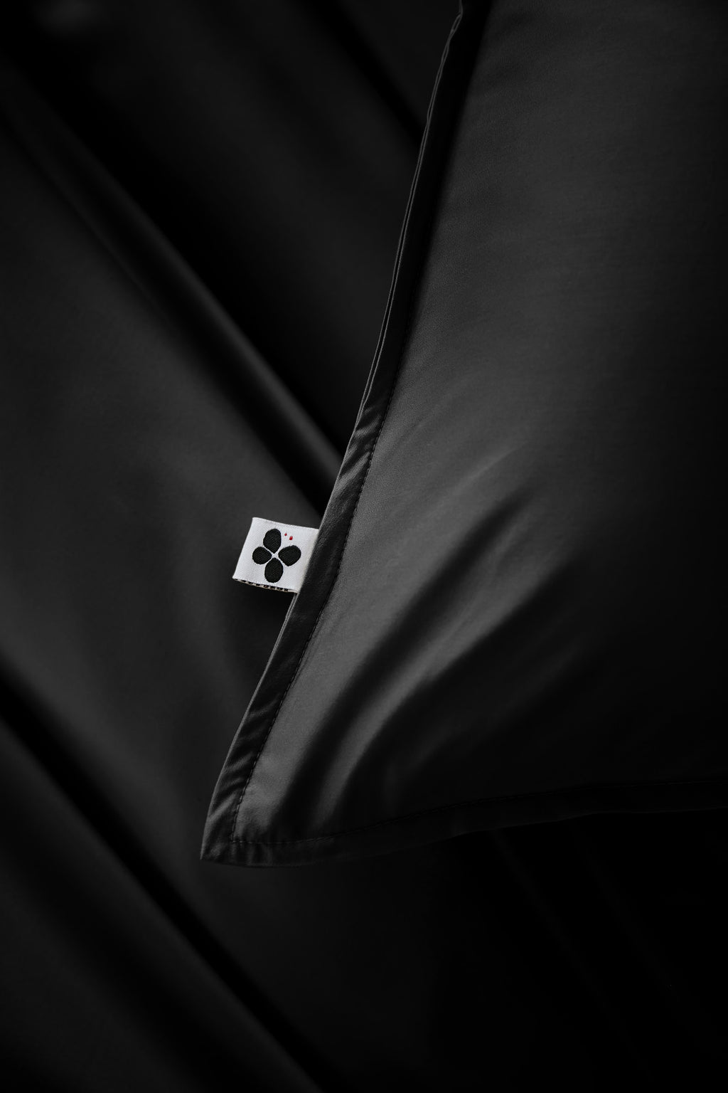 Salomé - Pillowcase - Bamboo - Truffle