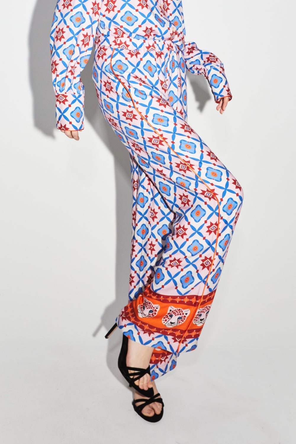 The Tracy Léo Géo Blue Pants