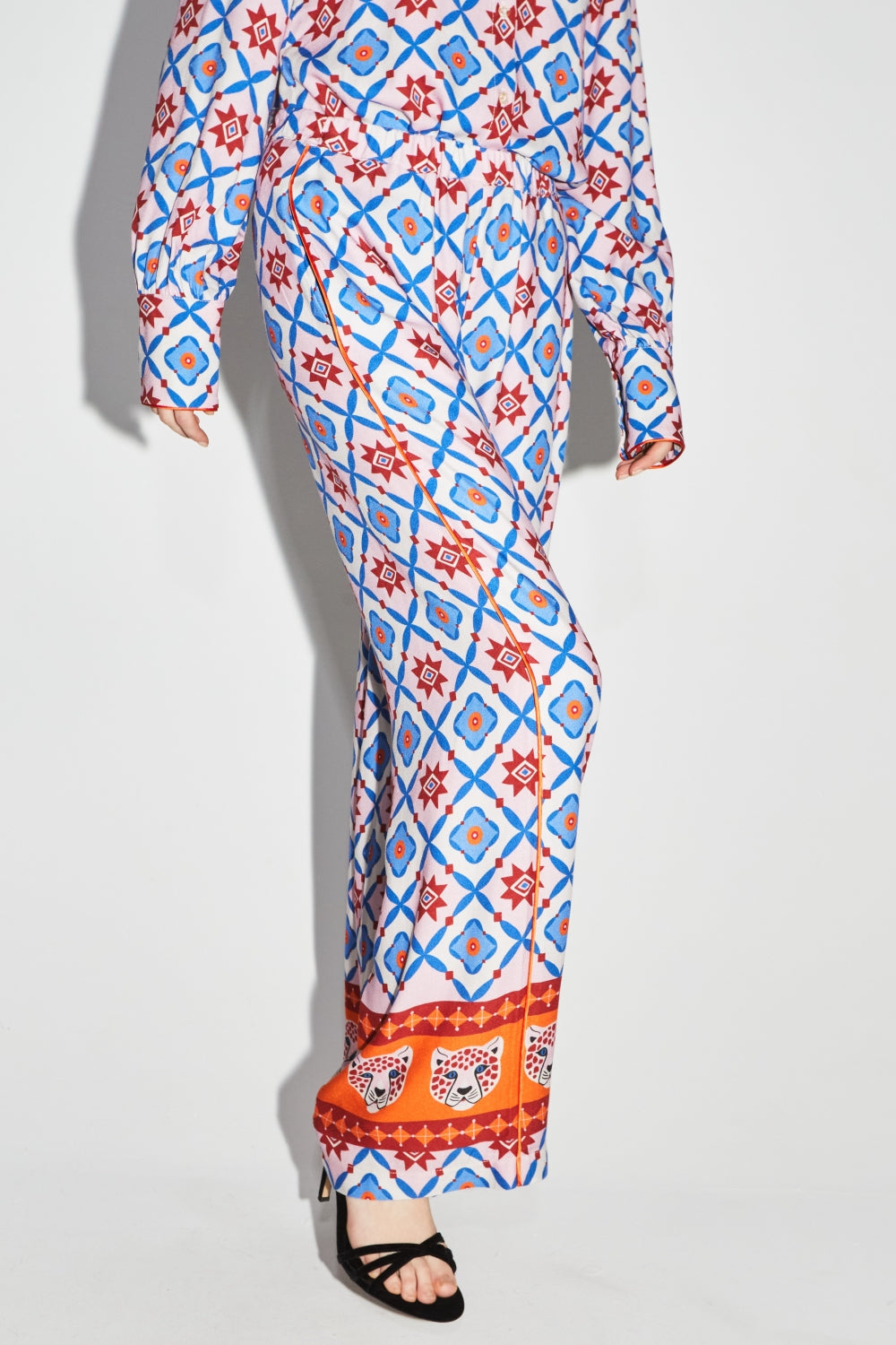 The Tracy Léo Géo Blue Pants