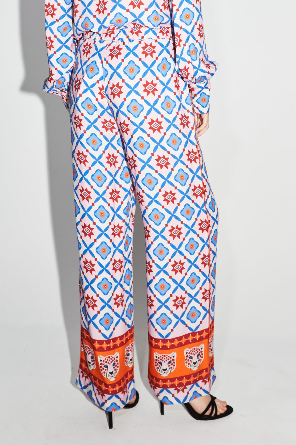 The Tracy Léo Géo Blue Pants