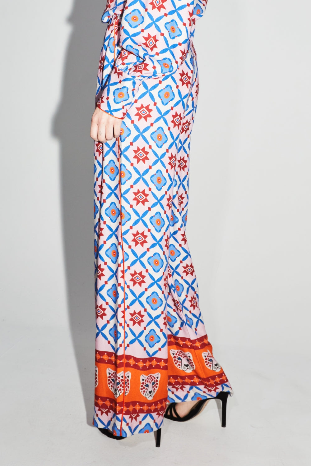 The Tracy Léo Géo Blue Pants