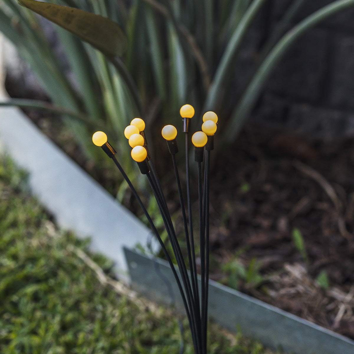 Lyra - Solar Light - Plastic - Black