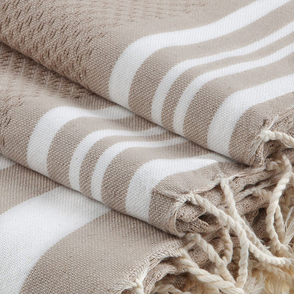 Hamptons Bathroom Set - Beige / White