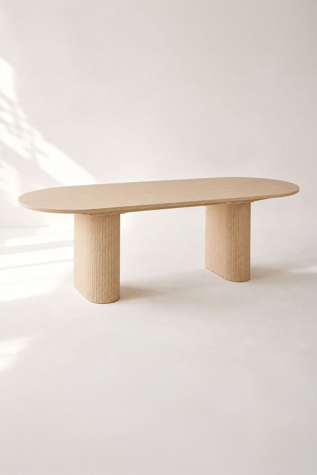 Nocera - Table D'Extérieur Ovale Extensible - Effet Bois - Naturel
