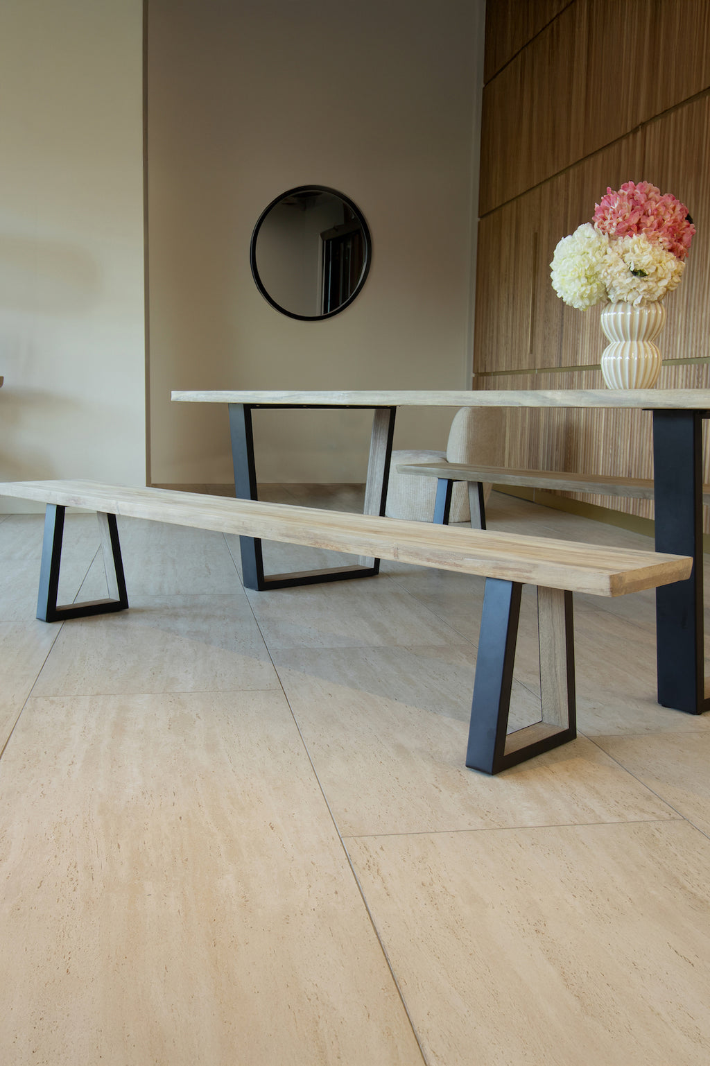 Conjunto de 2 bancos grandes Hera - Madera de pino y acacia - Patas de metal