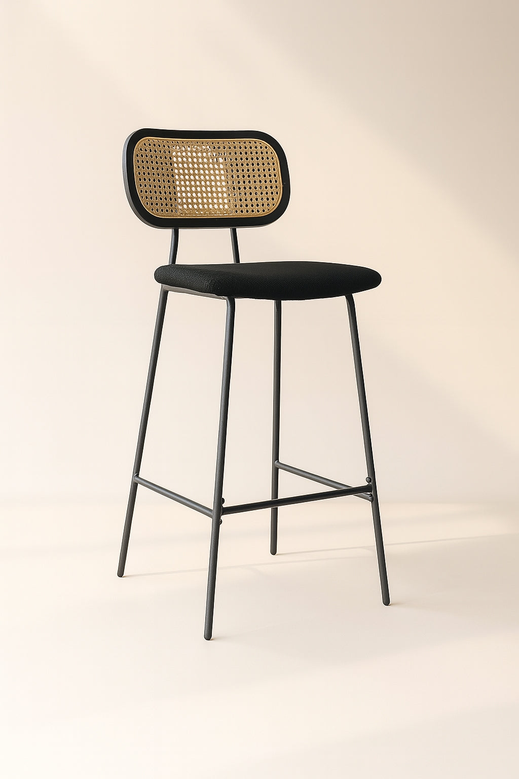 Nosara - Silla de bar Lot2 - Pana/Ratán/Metal/Madera - Negro