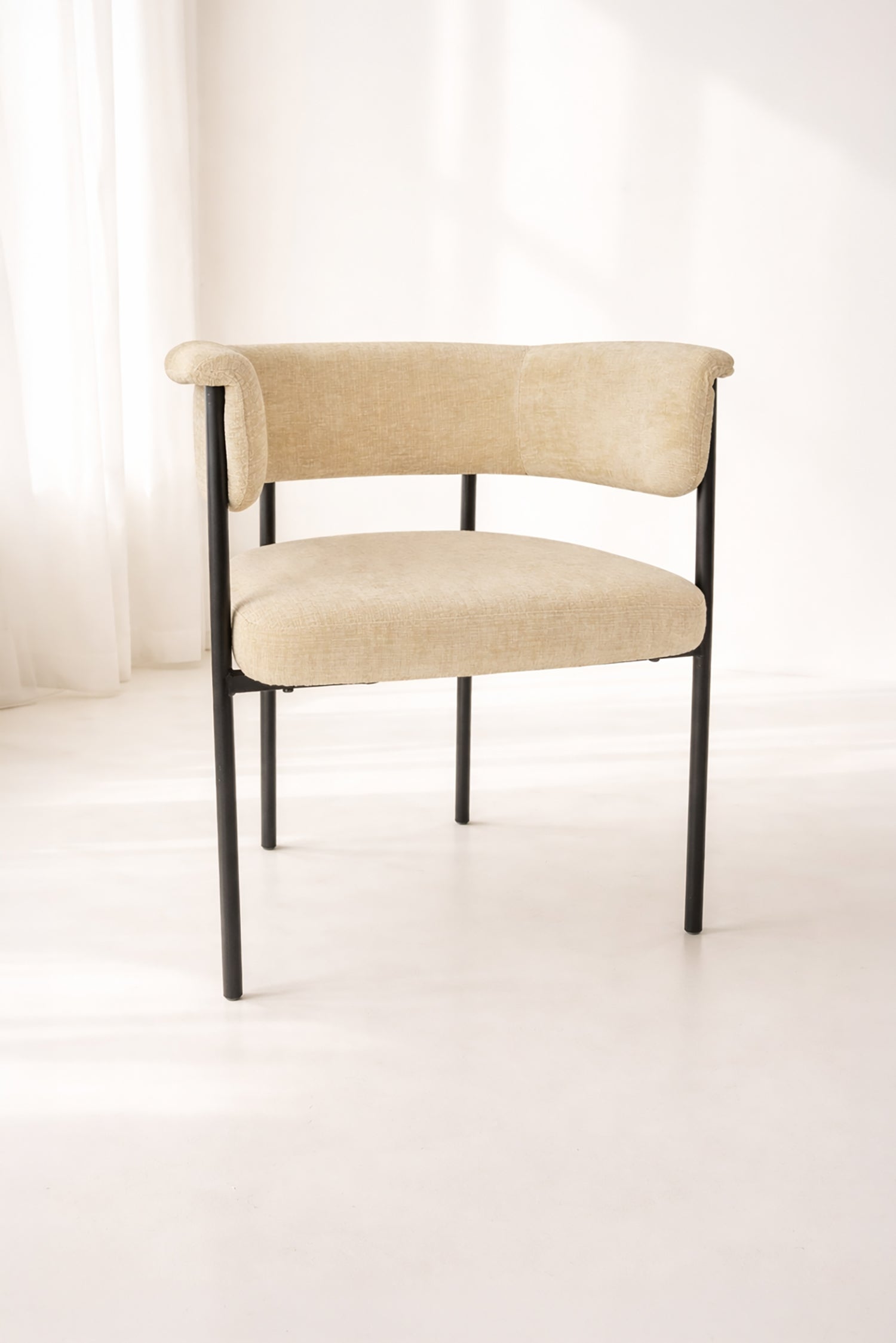 Colette - Lot 2 Fauteuils De Table - Tissu/Métal - Beige/Noir