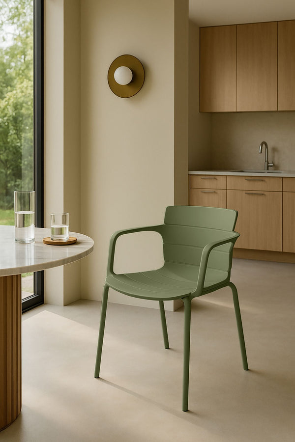 Set of 4 Montauk Indoor Table Armchairs - Polypropylene and Green Metal
