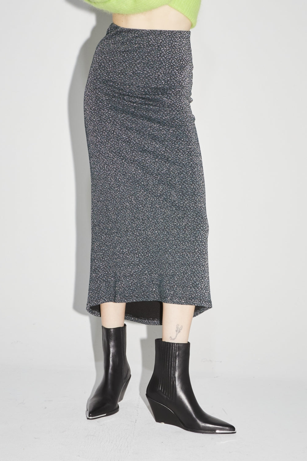 The Serena Maxi Skirt in Léo Green Knit