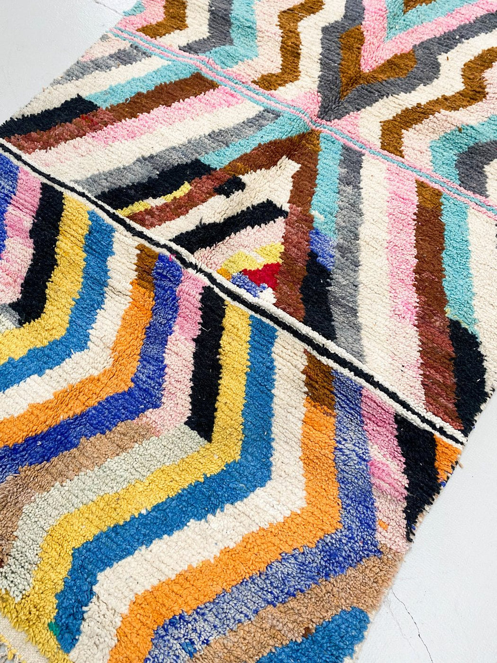 Marokkansk Berbertæppe Boujaad 2,47 x 1,56 m