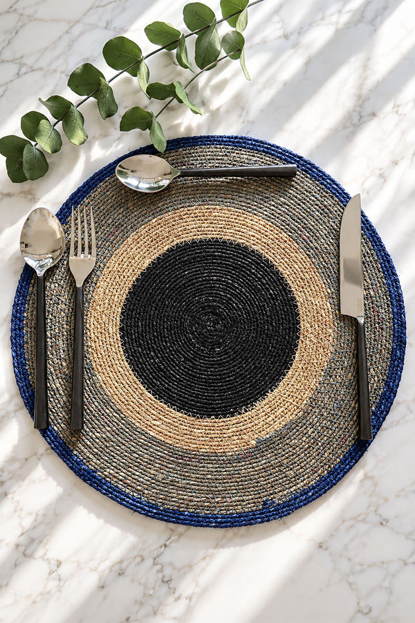Luna – Rundes Tischset – Seegras – Blau