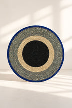 Luna – Rundes Tischset – Seegras – Blau